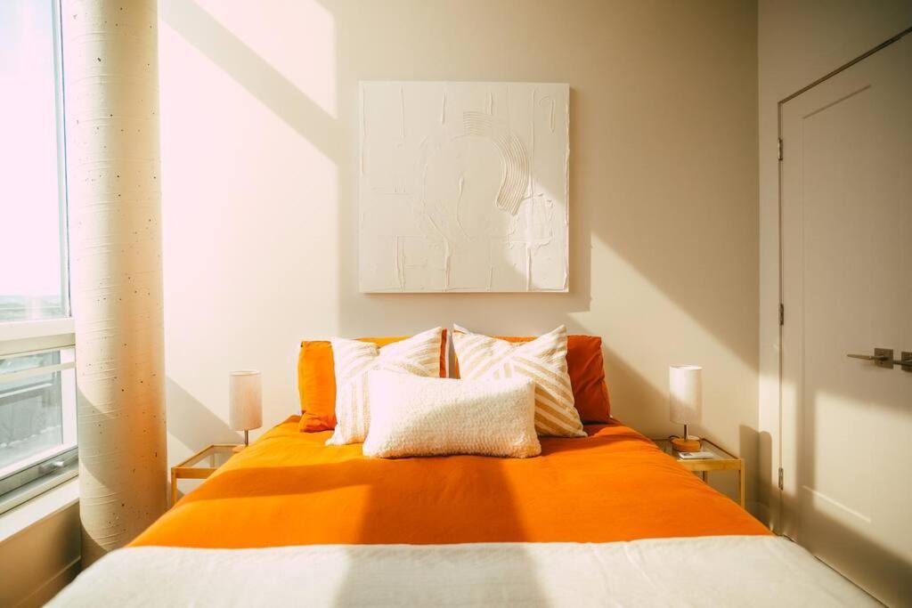 New Luxury 2Br Penthouse Apt In Central Χάλιφαξ Εξωτερικό φωτογραφία