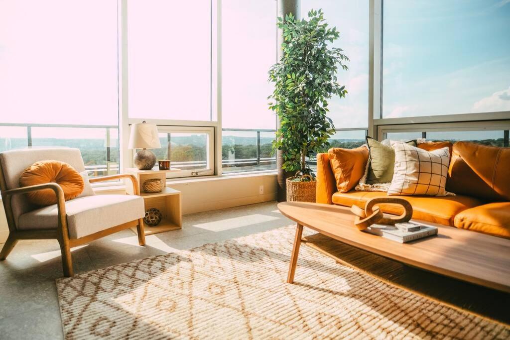 New Luxury 2Br Penthouse Apt In Central Χάλιφαξ Εξωτερικό φωτογραφία